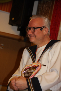 damensitzung2019-331182DBEE-6AA6-29BD-2053-A4E4F0704308