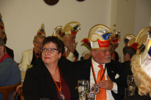 fruehschoppen-53805209A6-0B53-EF85-BE32-0357C503BEF2